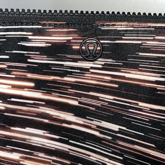 Lululemon Large Wristlet/Pouch - Picture 2 of 6
